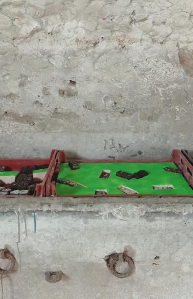 Motte - installation (detail) 